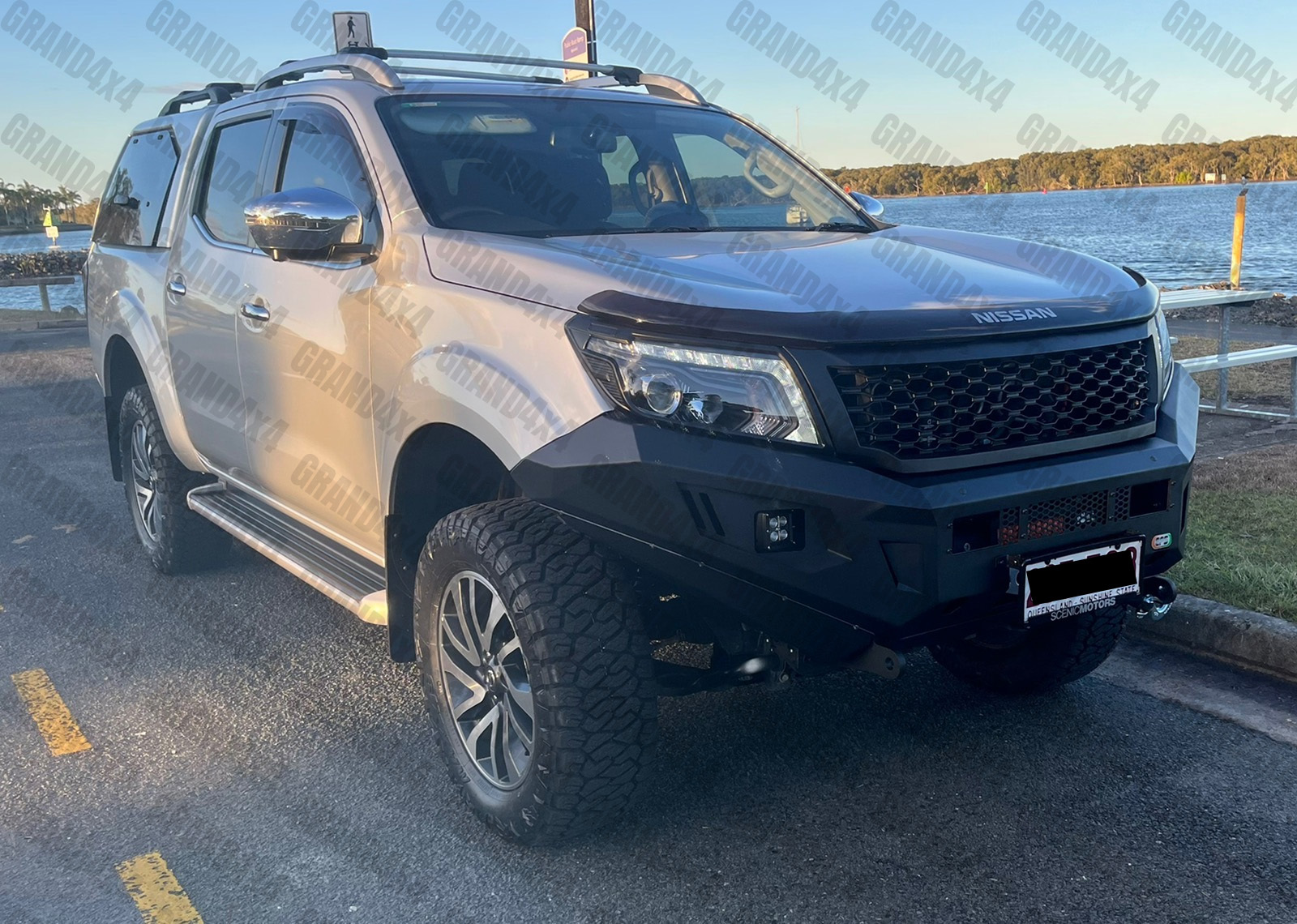 Plastic Mesh Front Grill For Navara Np300 - Front Grille And Navara