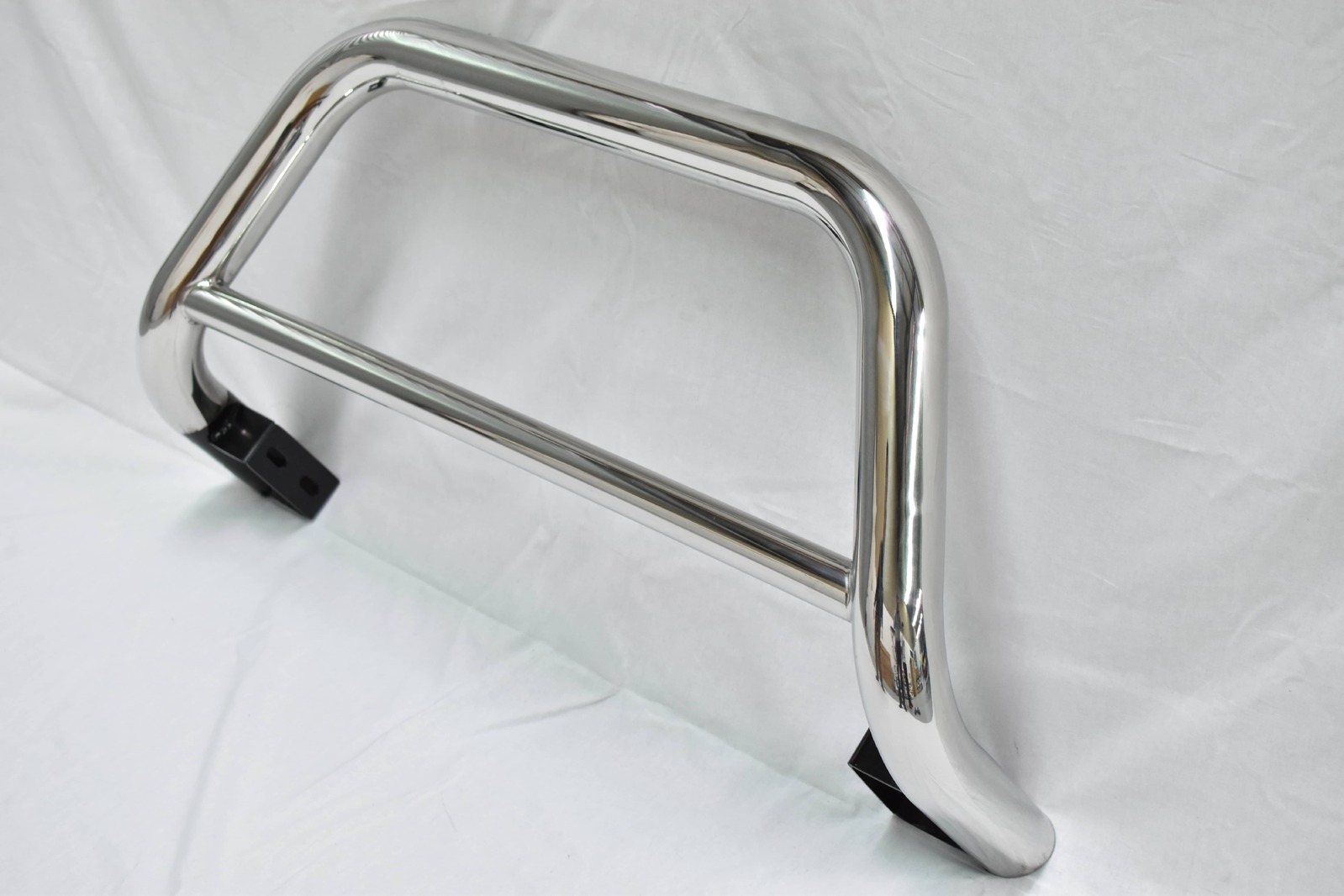 Stainless Steel Nudge Bar for Toyota Hilux 2015 - 2019 Grille Guard ...