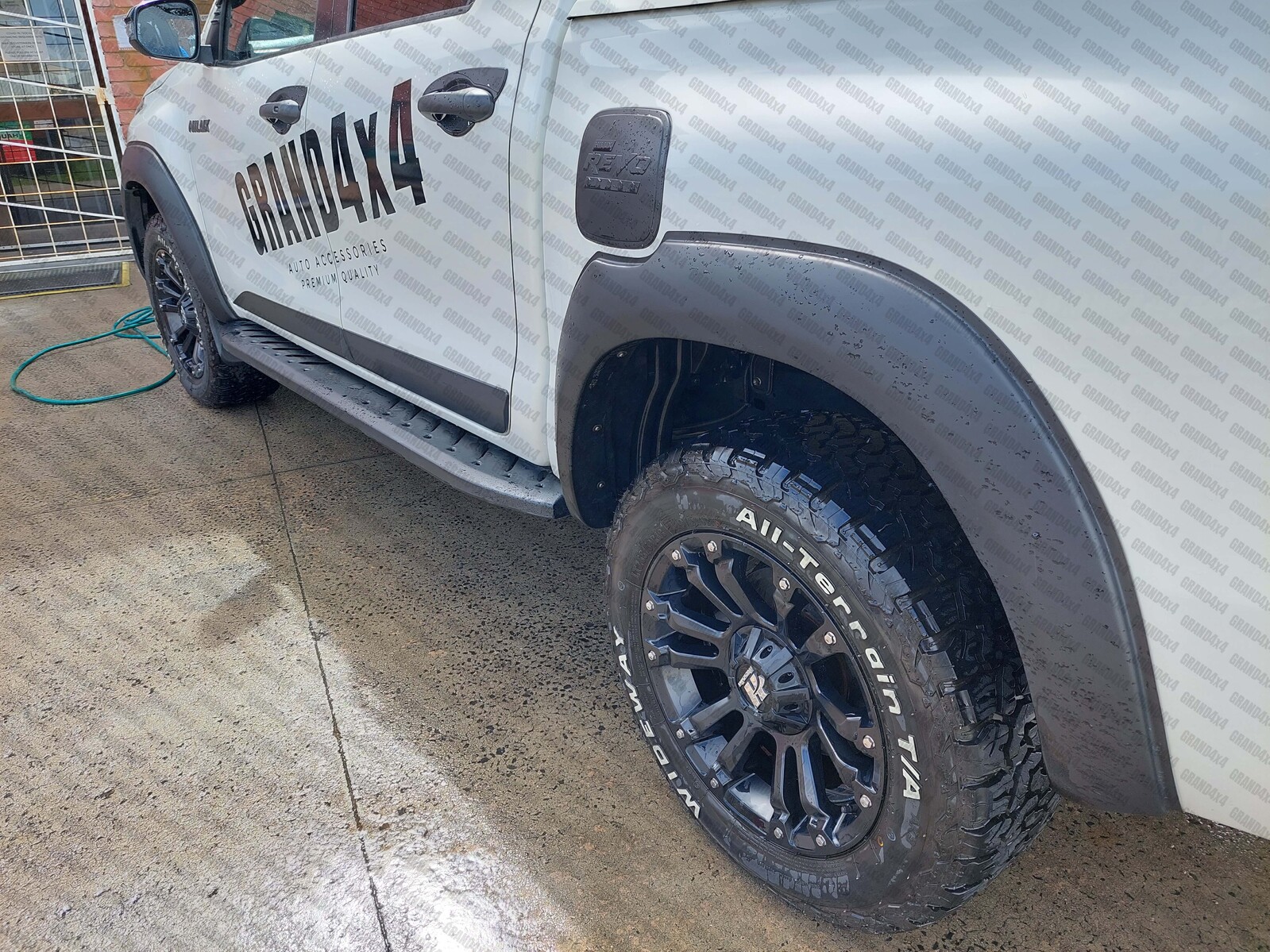 Fender Flares Guard Arch Cover to suit Toyota Hilux 2020 2022 Ute 4WD