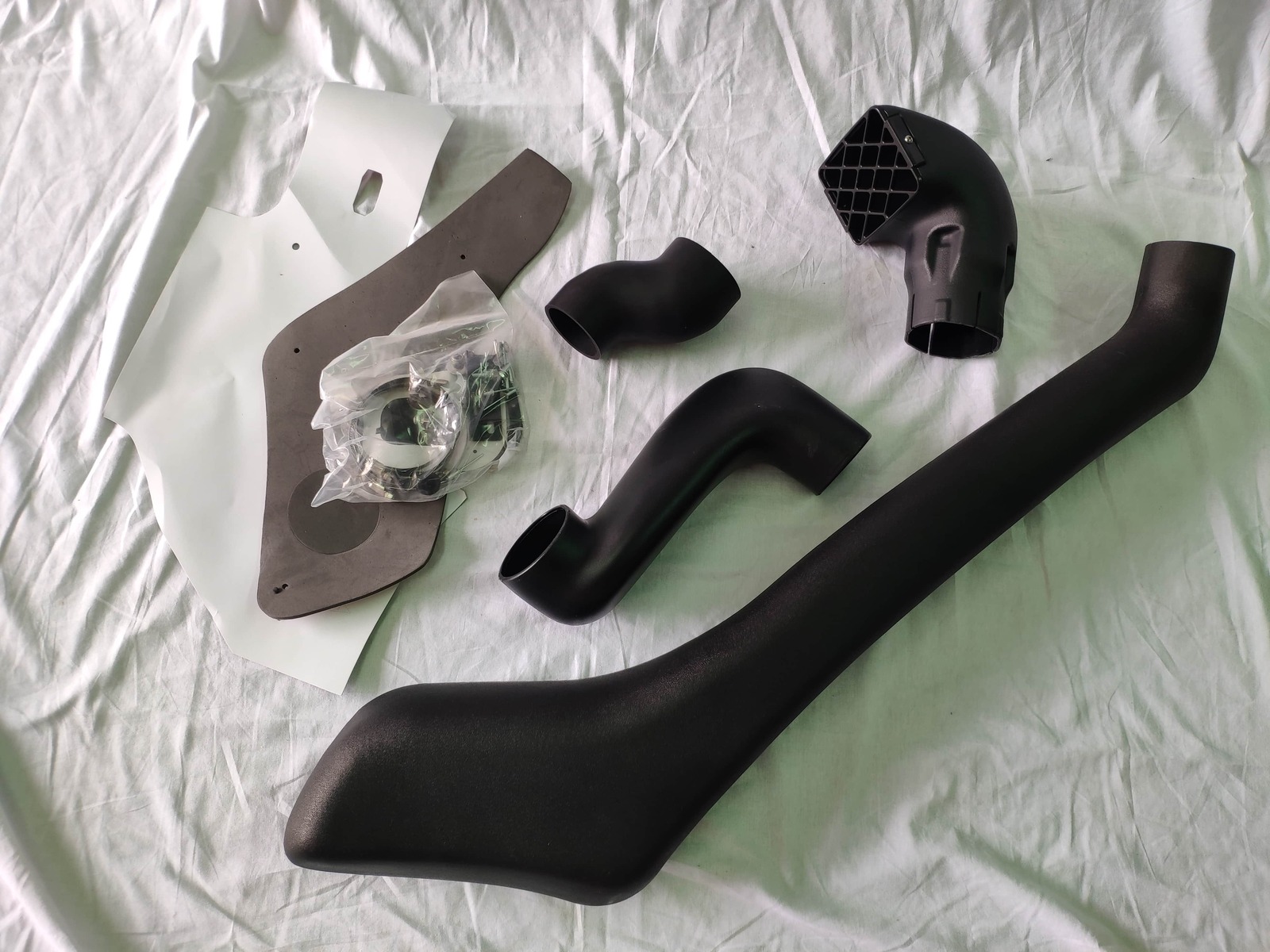 Snorkel Kit Air Intake to suit Nissan Navara D40 20052009 Spanish Built 4x4 4WD GRAND4x4