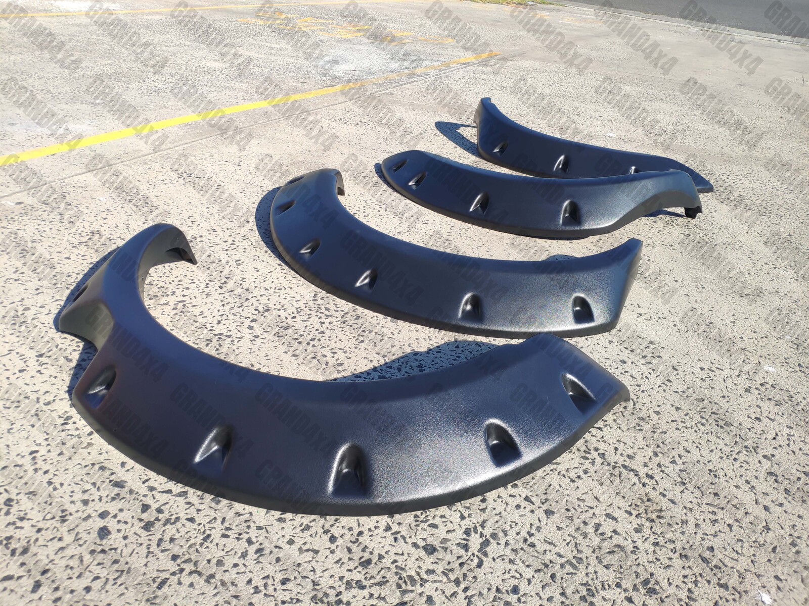 JUNGLE FENDER FLARES TO SUIT NISSAN NAVARA D22 2004 2015 GUARD COVER