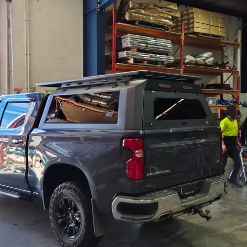 G4 Tub Canopy - Hybrid - For RAM 1500 SWB 5'7" without RAMBOX W/Side Windows